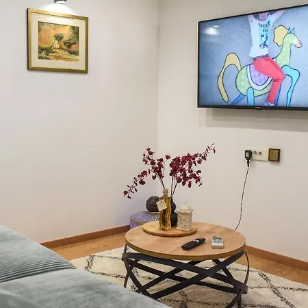 Apartament Maja *